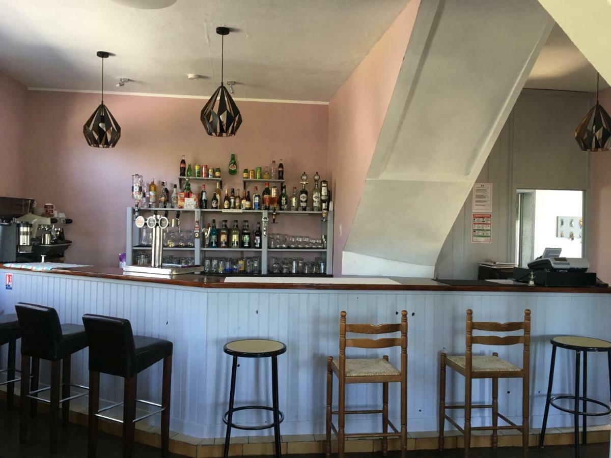 Bar Le Bed & Breakfast